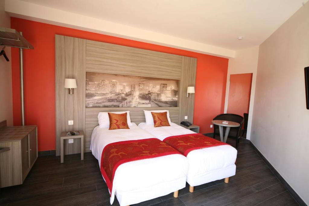 Charme Hotel, Montbeliard Sud ห้อง รูปภาพ